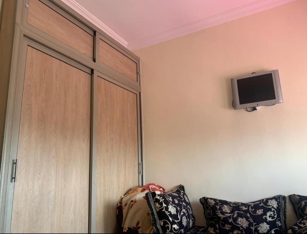 Adorable Apartamento A 8 Min Del Aeropuerto De Casablanca,Wifi Ultra Rapido Y Parking Gratis Derroua ภายนอก รูปภาพ